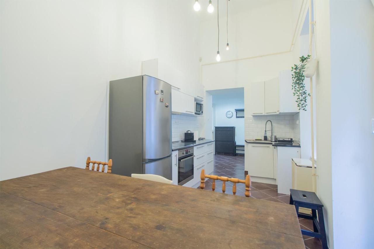 Industrial Double Loft Apartment بودابست المظهر الخارجي الصورة