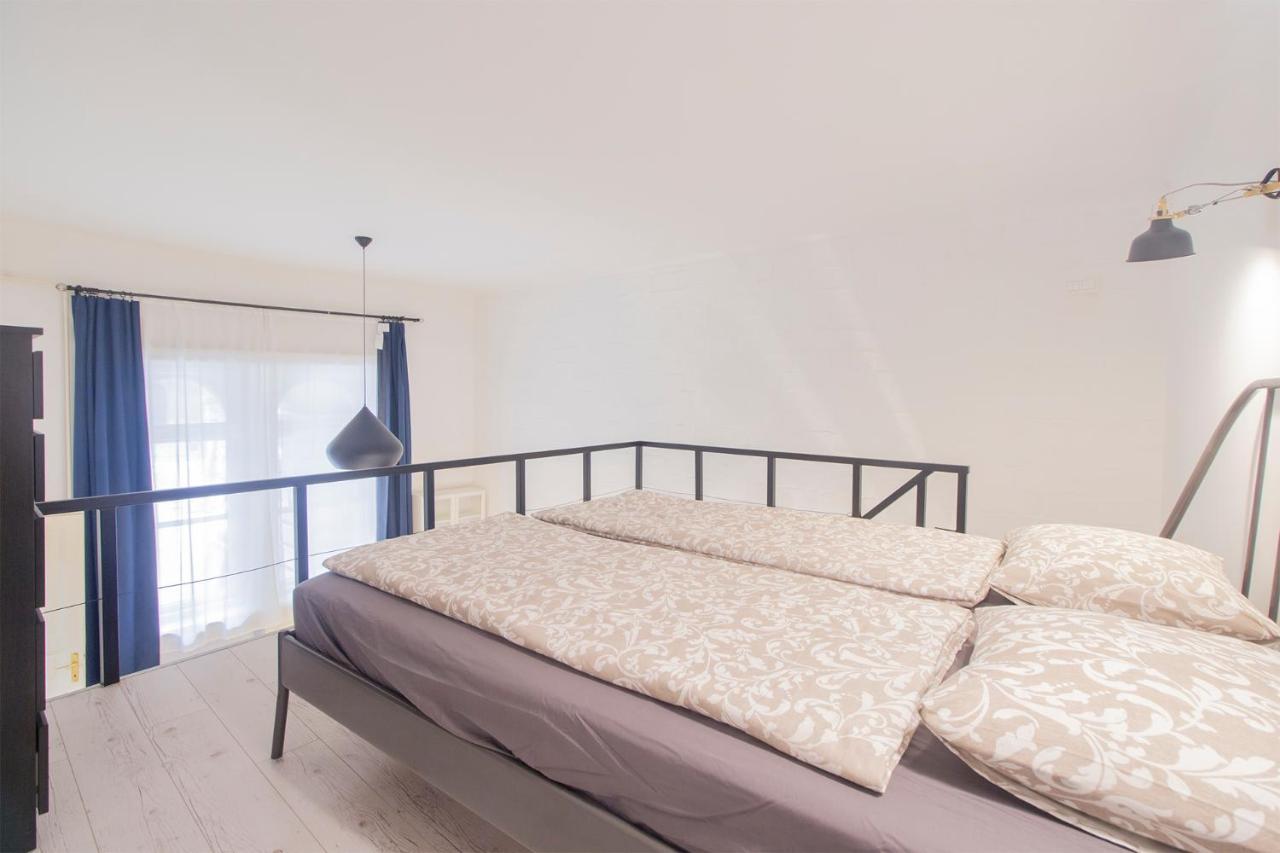 Industrial Double Loft Apartment بودابست المظهر الخارجي الصورة